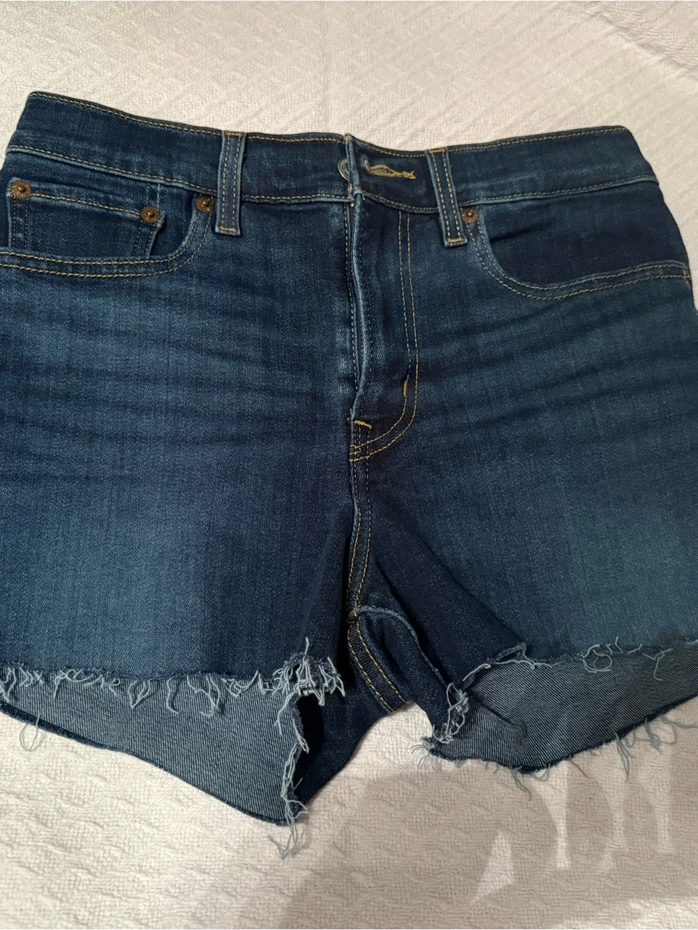 Levi's Denim high rise denim shorts - Classic Back Pocket Design